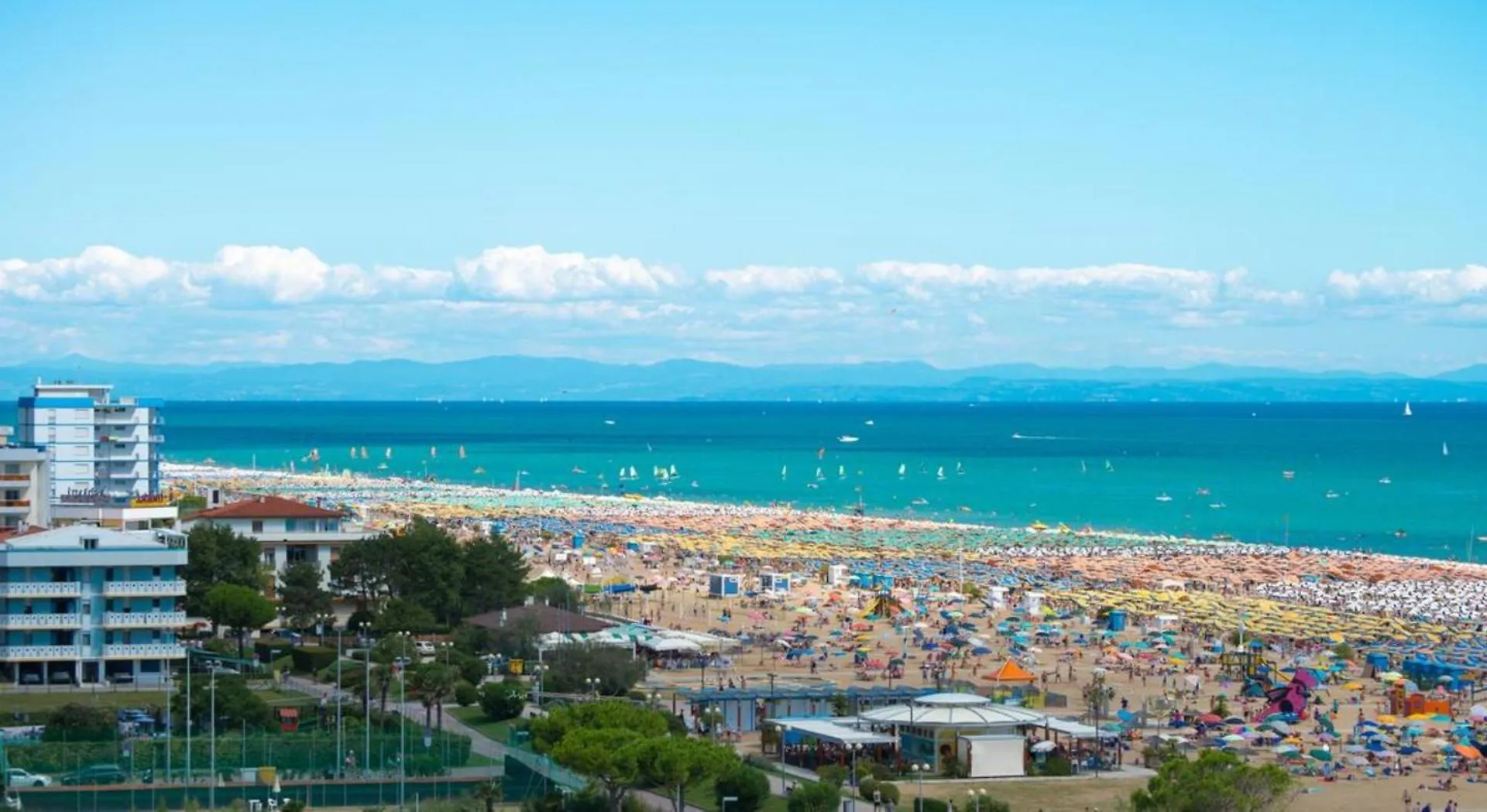 Luminous Apartment Near Lido Dei Pini - Beahost Bibione
